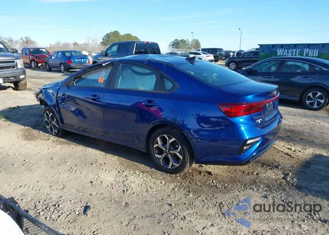 2019 Kia Forte Lxs z USA, uszkodzony, nr VIN 3KPF24AD0KE033782